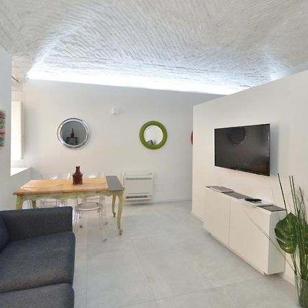 Eleganza Del Riccio Apartment Parma Bagian luar foto