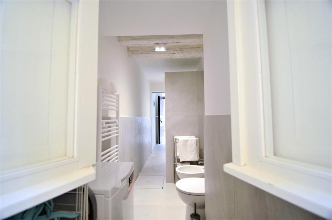 Eleganza Del Riccio Apartment Parma Bagian luar foto