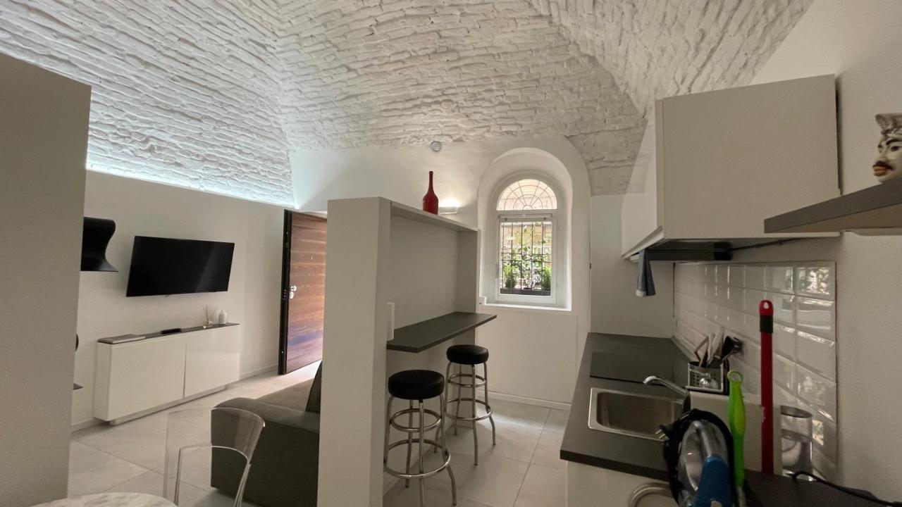 Eleganza Del Riccio Apartment Parma Bagian luar foto