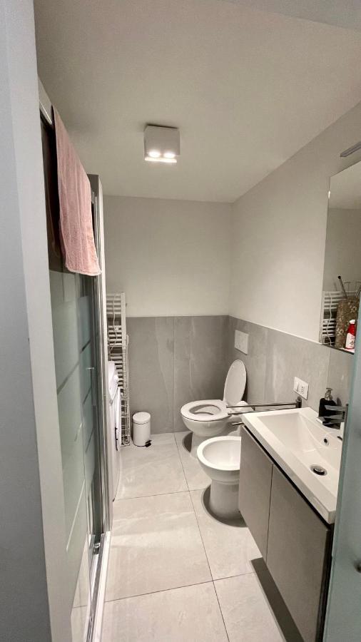 Eleganza Del Riccio Apartment Parma Bagian luar foto